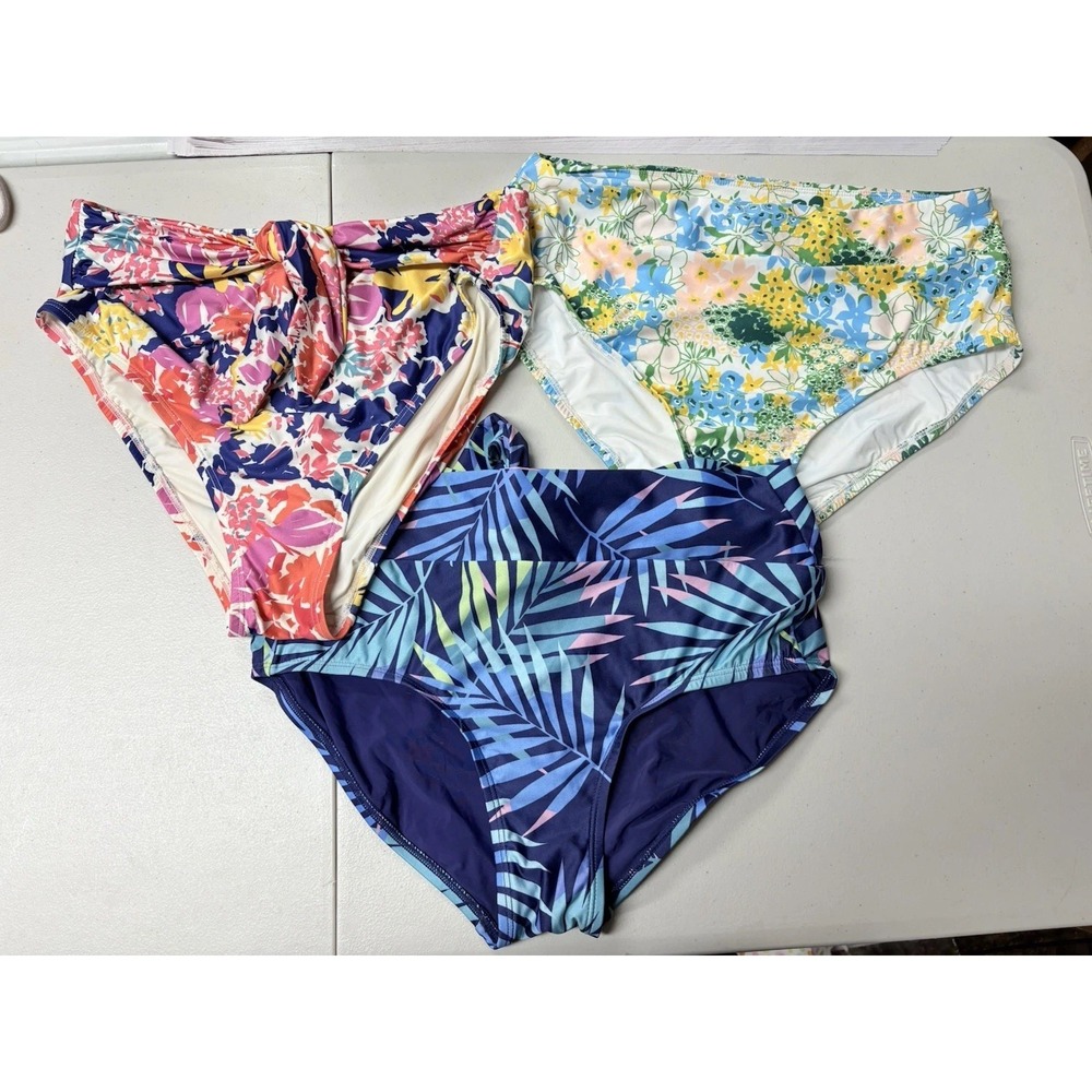 Lot Of 3 Swim Bikini Bottoms Size Large New, ModCloth‎ NWOT